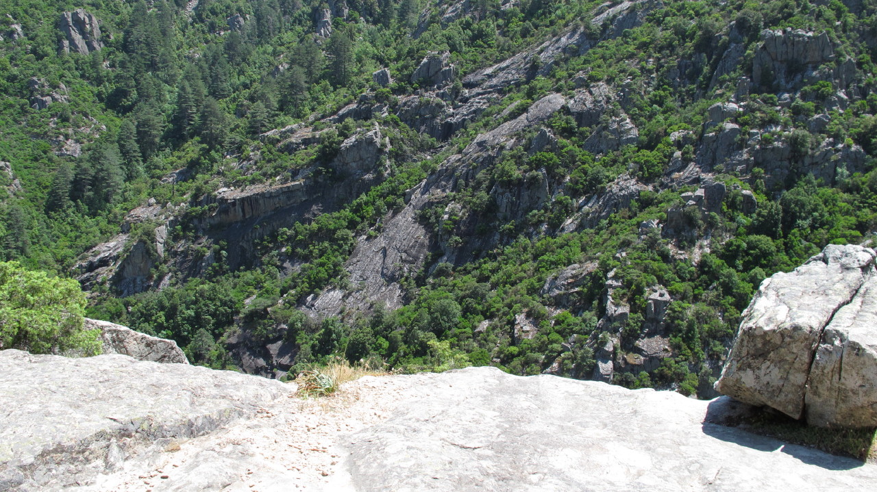 flottevandreture.dk-korsika-bastia-vandretur-30-corte-gorges-du-tavignano-til-broen-corte-12.JPG