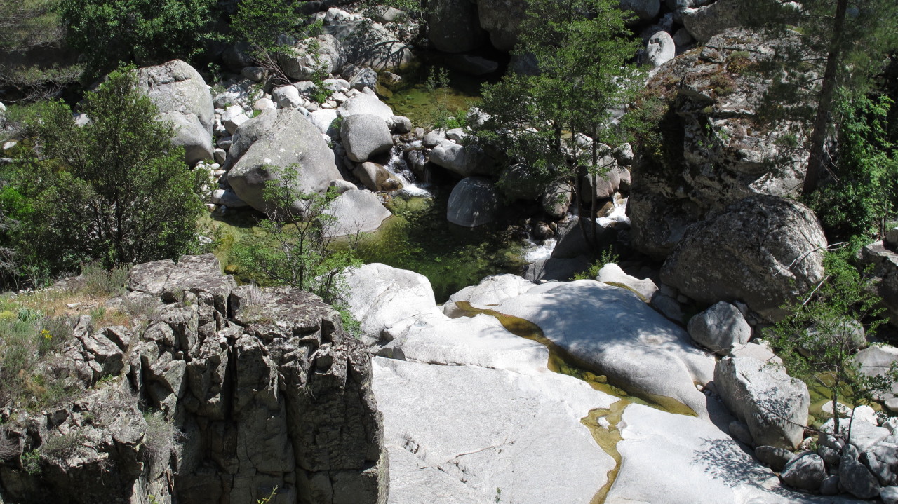 flottevandreture.dk-korsika-bastia-vandretur-30-corte-gorges-du-tavignano-til-broen-corte-15.JPG