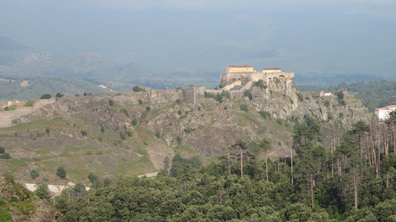 flottevandreture.dk-korsika-bastia-vandretur-30-corte-gorges-du-tavignano-til-broen-corte-24.JPG
